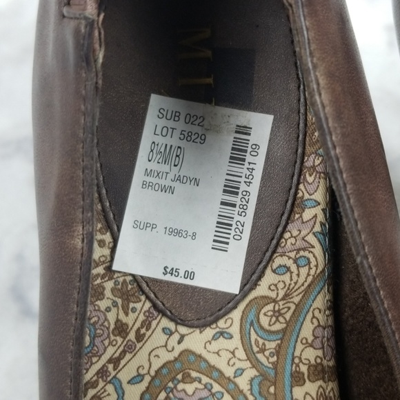 Mix It Brown faux leather 3.5" heels size 8.5 - Picture 7 of 8